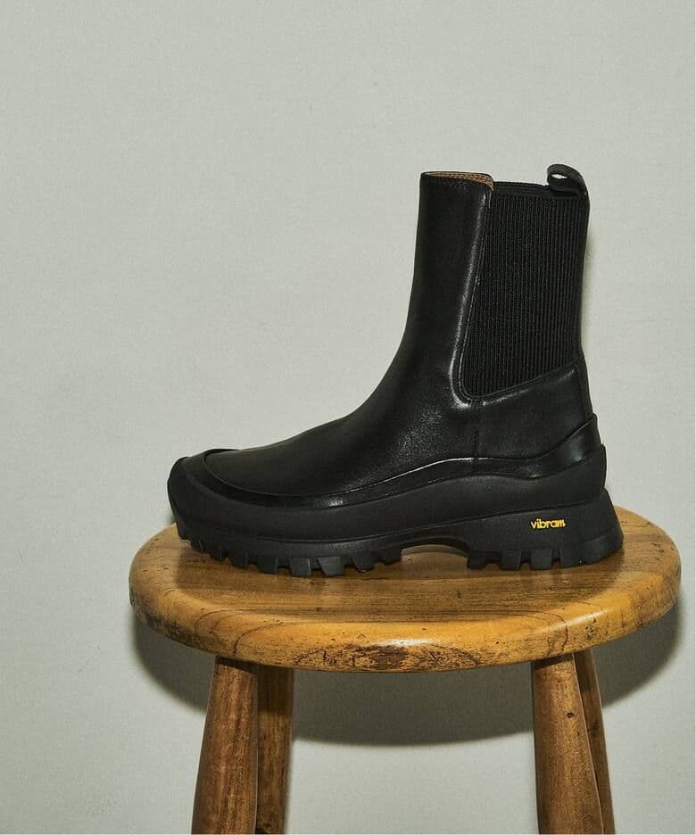 LE TALON GRISEレザーVIBRAMバックリブショートブーツ