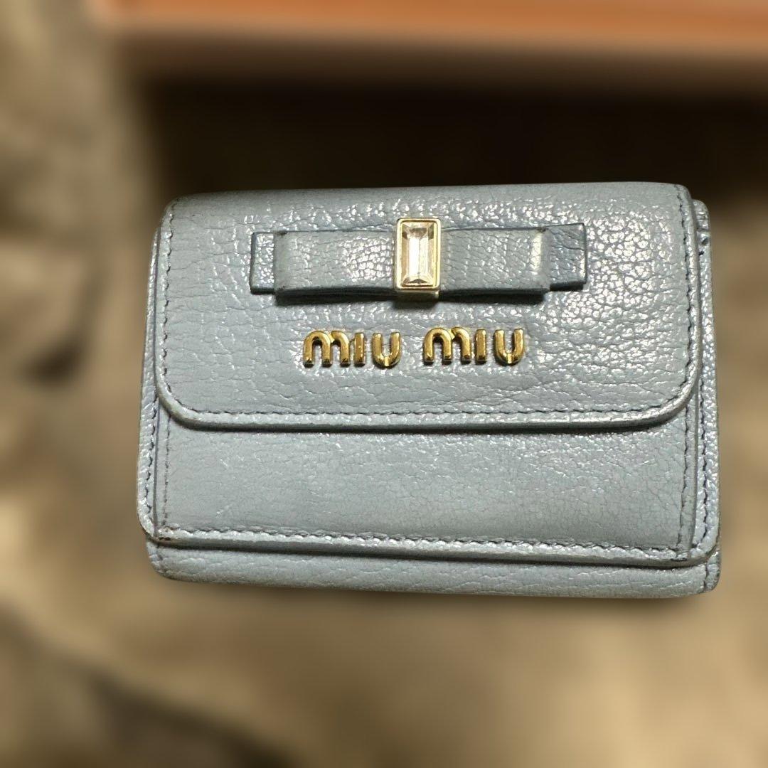 ミュウミュウ MIUMIU 折り財布 ミニ 水色 リボン