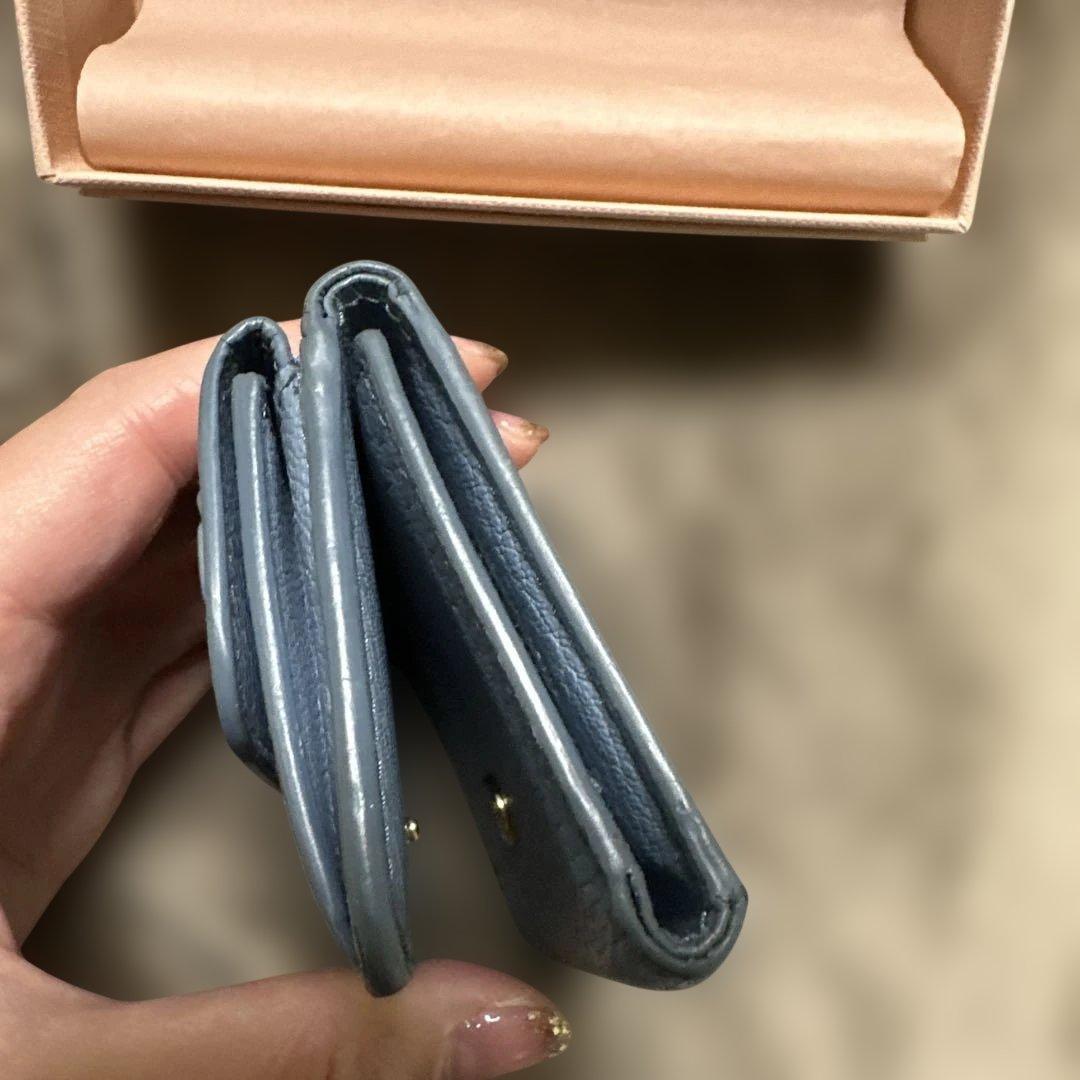 ミュウミュウ MIUMIU 折り財布 ミニ 水色 リボン