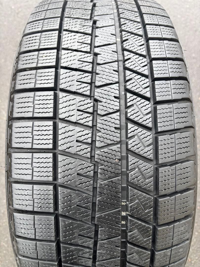 225/55r17 23年製2本