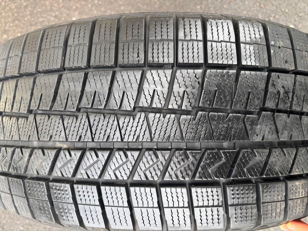 225/55r17 23年製2本