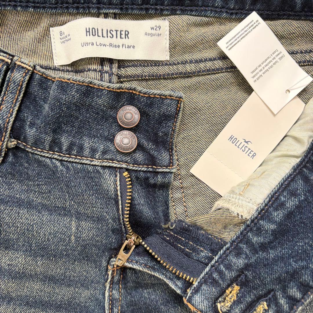 Hollister ウルトラローライズ フレア ブーツカット デニム