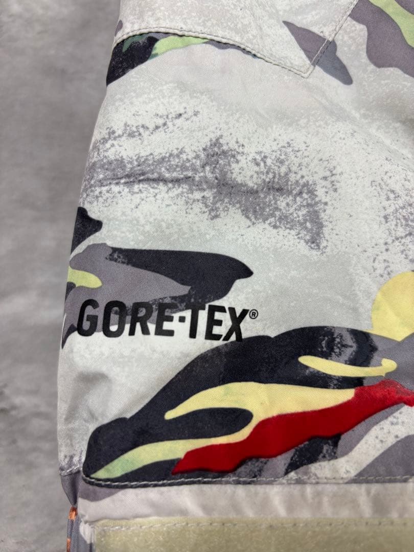 K*n様 BURTON “GORE-TEX  SHELL JACKET”