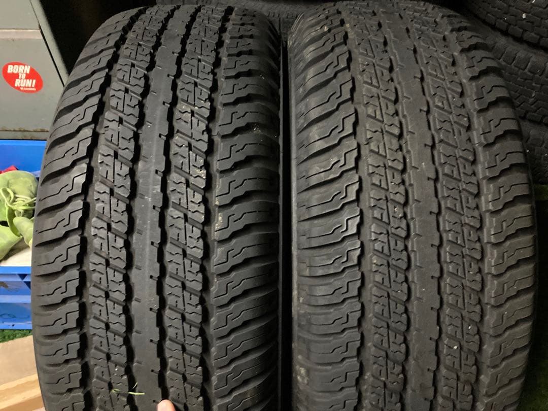 gun125 ハイラックス　純正タイヤ　265/65r17