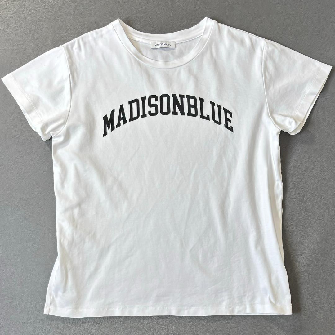 マディソンブルー 25ss カレッジロゴ Tシャツ 白 01 ua3