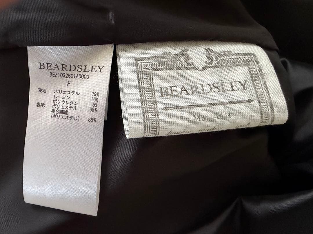 BEARDSLEY 黒 タイトスカート