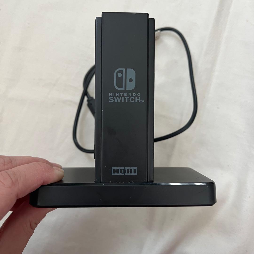 Switch 動作確認済Joy-Con充電器 3COINSコントローラー ケース