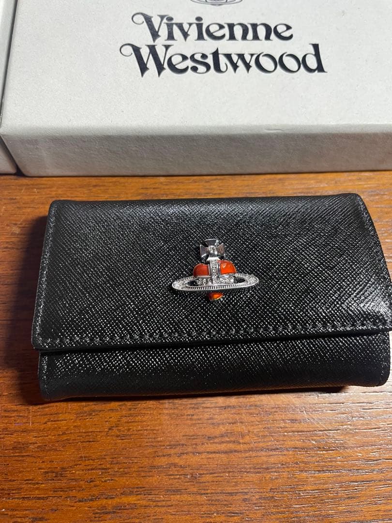 専用　　　Vivienne Westwood 折り財布 ブラック　4連　未使用品