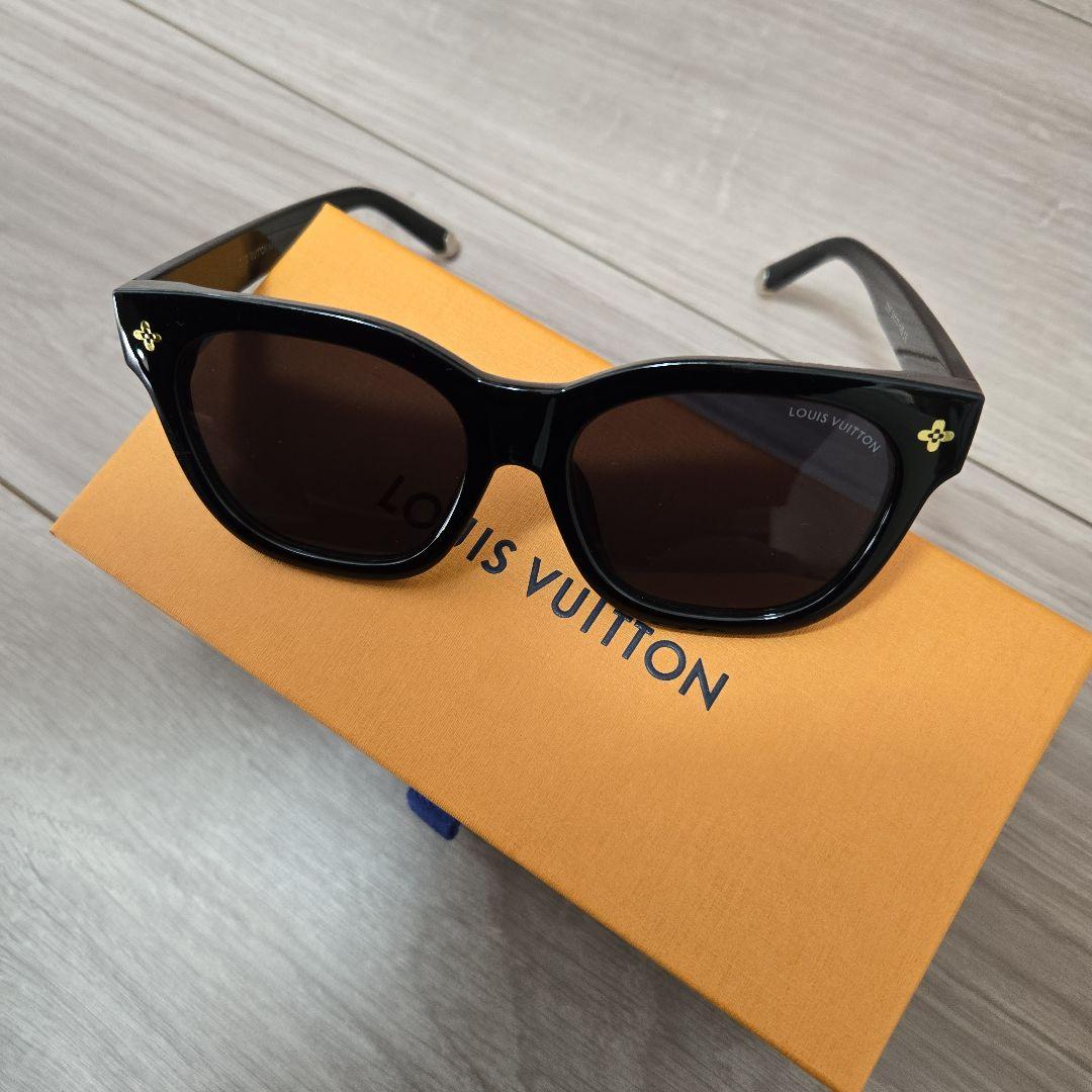 LOUIS VUITTON ノベルティー サングラス