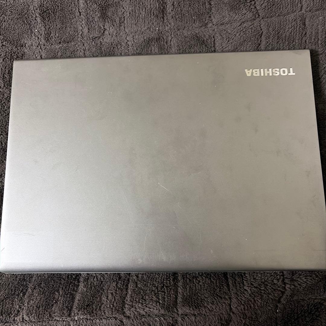 TOSHIBA ノートPC 15.6インチ シルバー