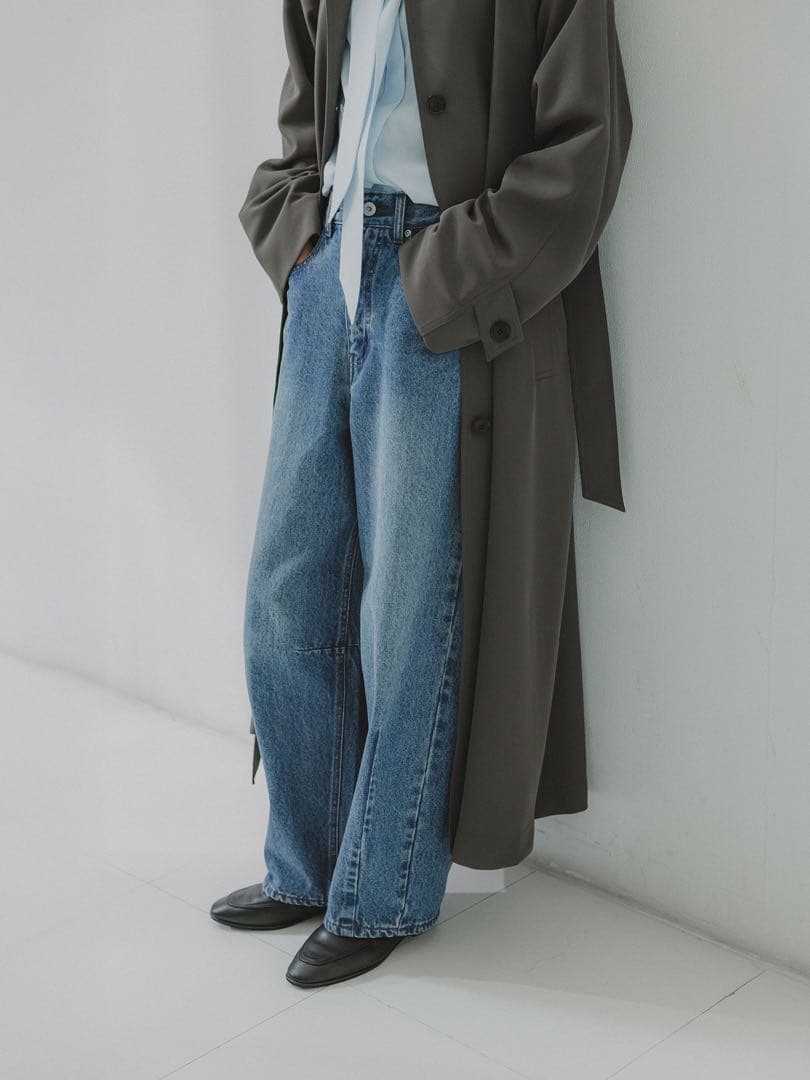 クルーレ crewre ソフトカーヴィーデニムパンツ