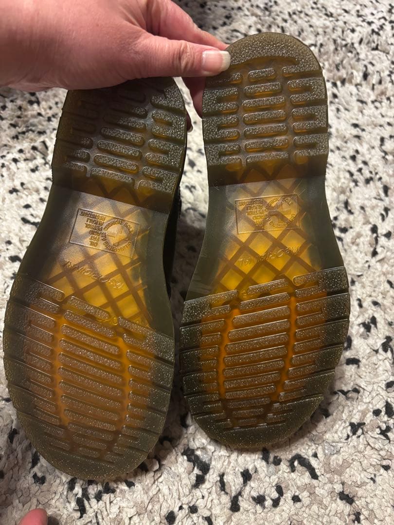 お値下げ！Dr. Martens 2976 チェルシーサイドコアイエローステッチ