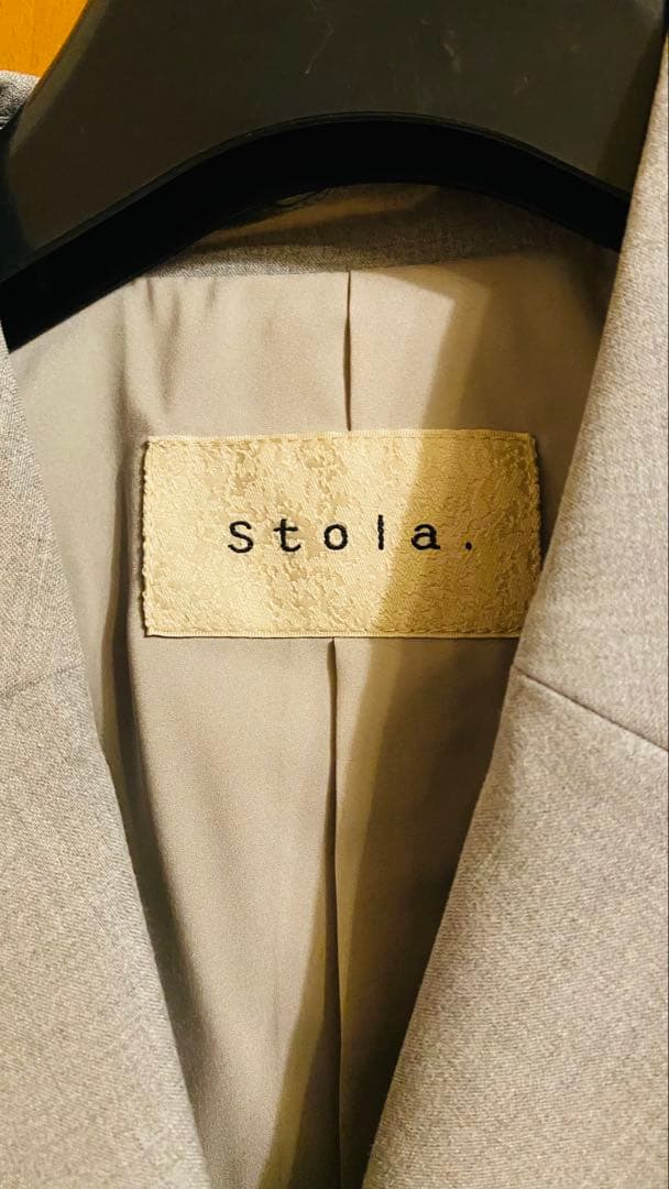 ストラ　Stola テーラードジャケット