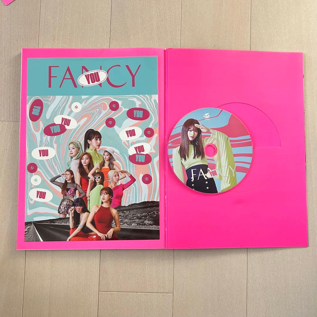 TWICE アルバムセット ラブリー 缶バッジ トレカ
