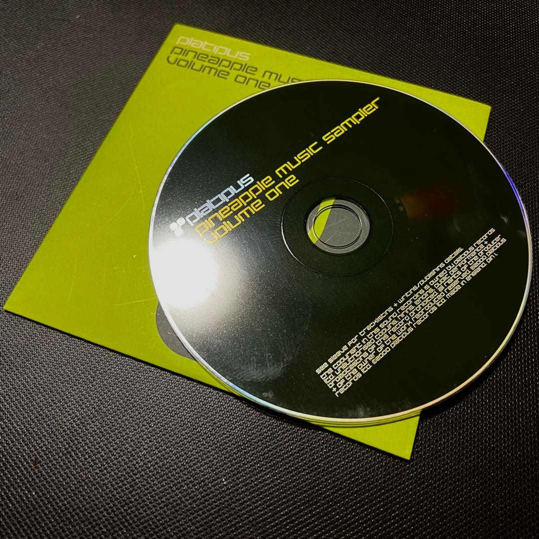 プラティパス・レコーズの出版部門によるプロモCD