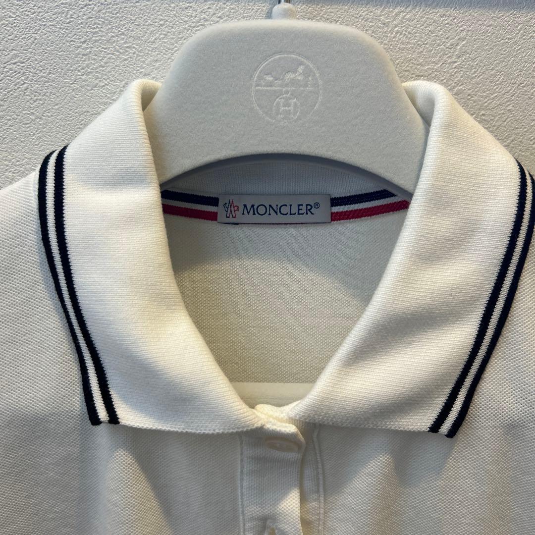 【MONCLER】レディースポロシャツ Sサイズ(送料込)