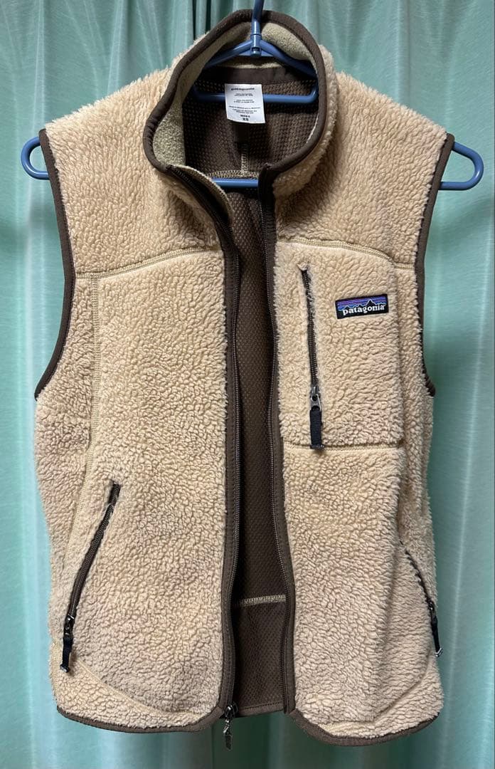 s*o様 Patagonia フリース ベスト ベージュ