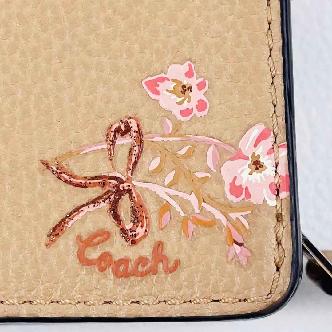 美品✨ COACH コーチ コンパクト 二つ折り財布 花柄 リボン シボ革