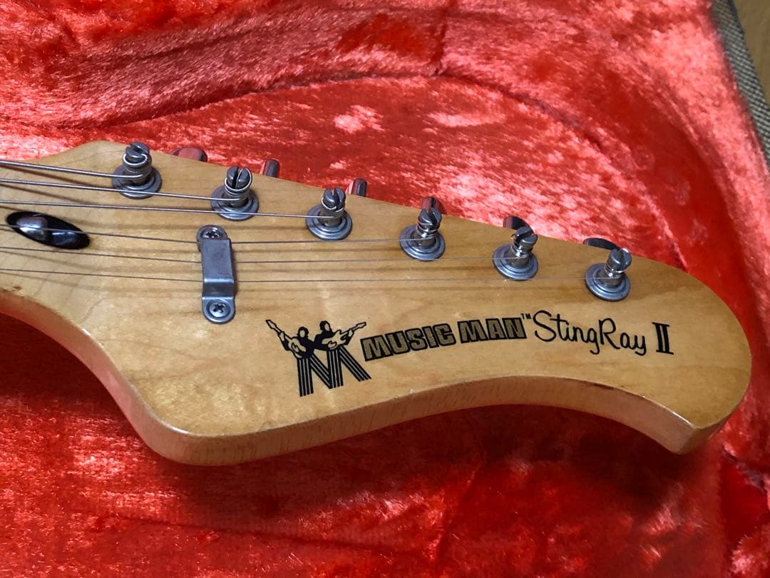 レア! MusicMan StingRayⅡ With T.S.Vibrato
