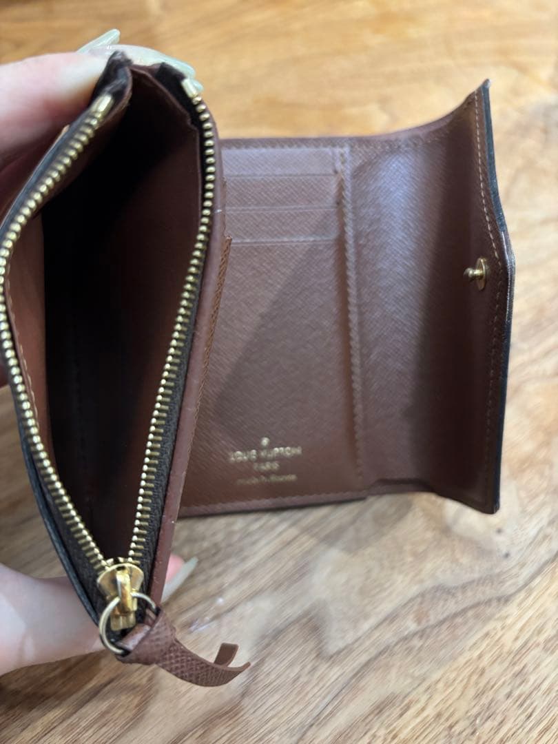 Louis Vuitton モノグラム ポルトフォイユ・ヴィクトリーヌ