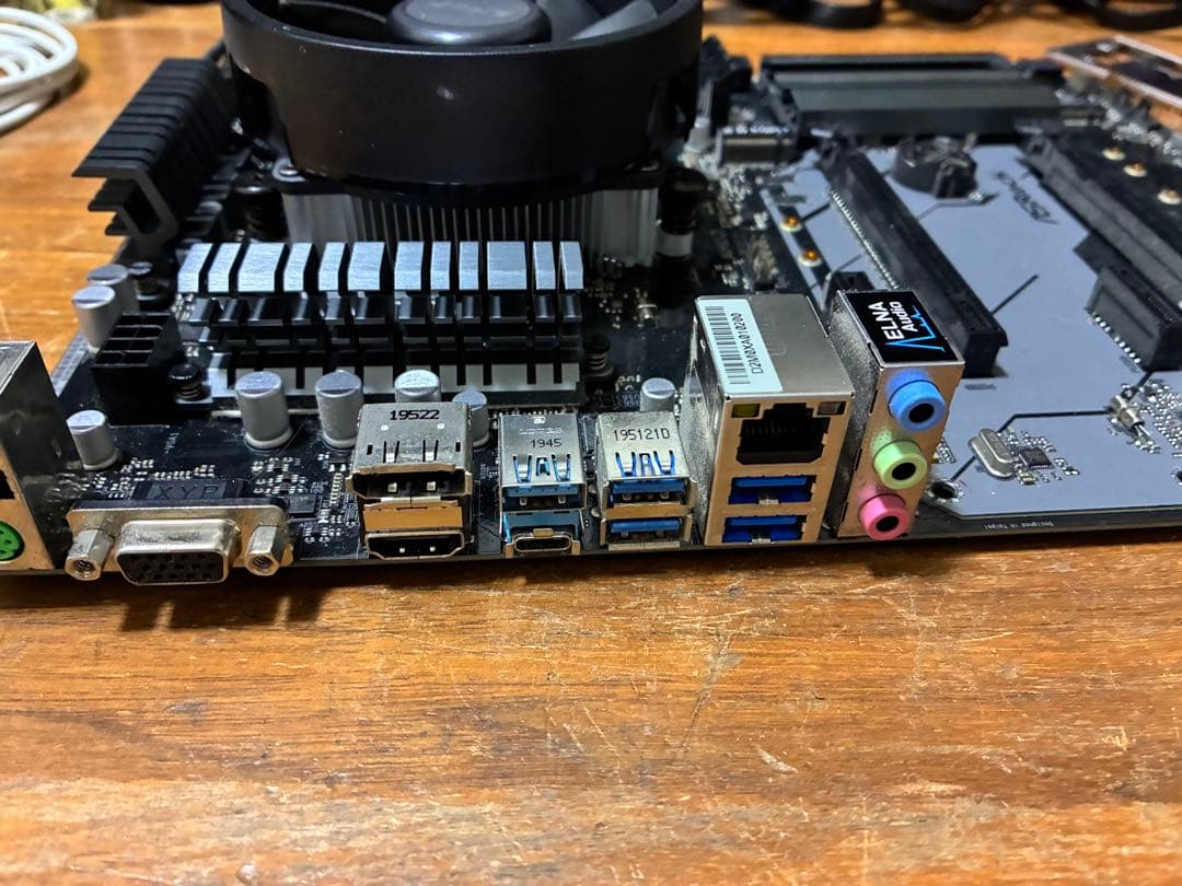 Ryzen5 3500+ASRock B450 Pro4 マザーボードのセット
