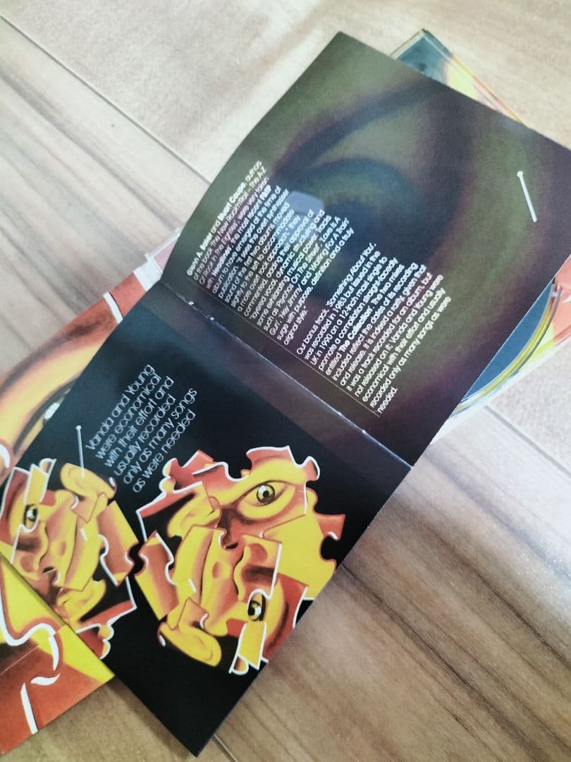 Flash and the Pan　Headlines　デジパック仕様　セルCD