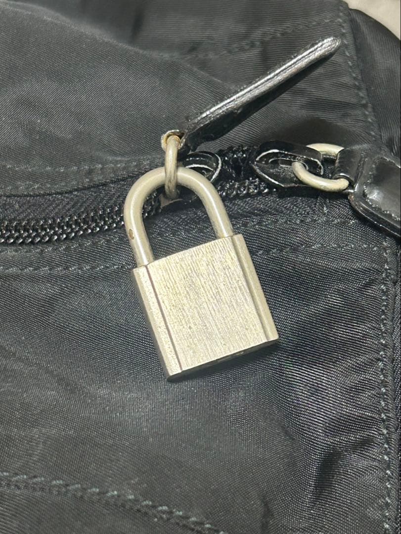 アンティーク商品となっており限定品！ PRADA ボストンバッグ 2way