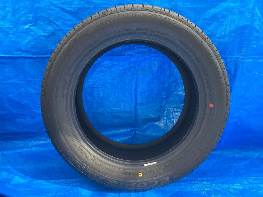 ①25年製 4本中2本 205/55R16 エコピアEP150 新車外しタイヤ
