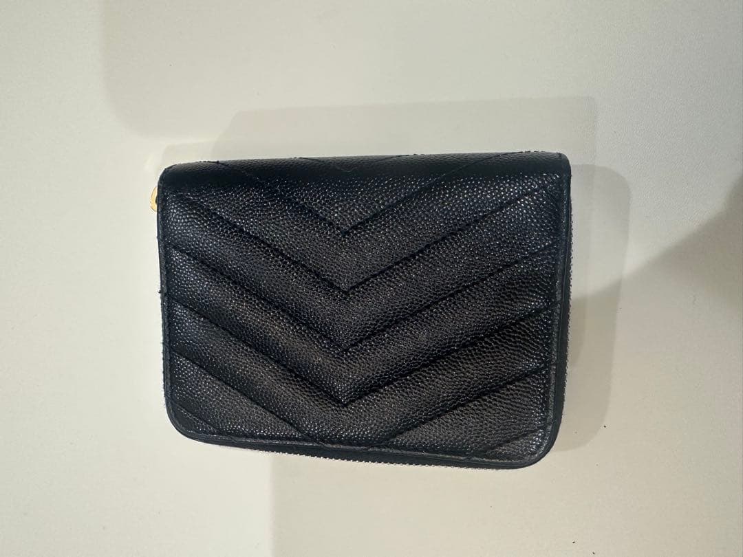 YSL 黒 レザー 二つ折り財布