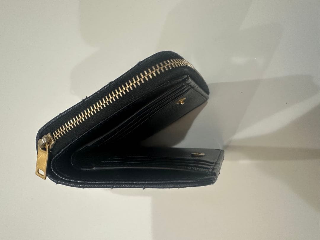 YSL 黒 レザー 二つ折り財布