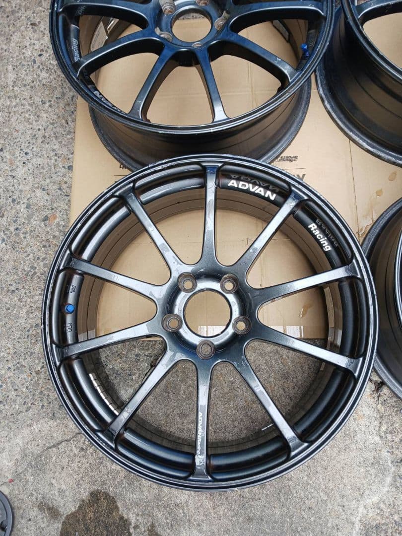 ADVAN RS 18インチ ホイール