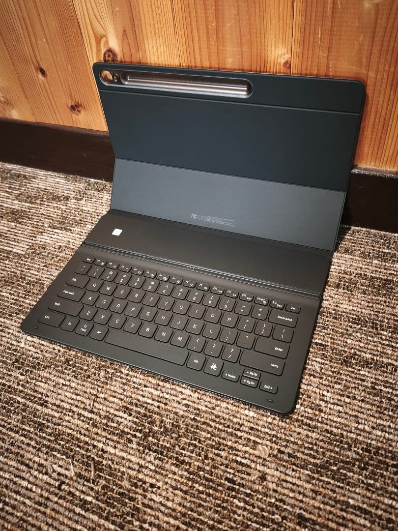 【美品】Samsung Galaxy Tab S10 FE＋用キーボード＋ケース