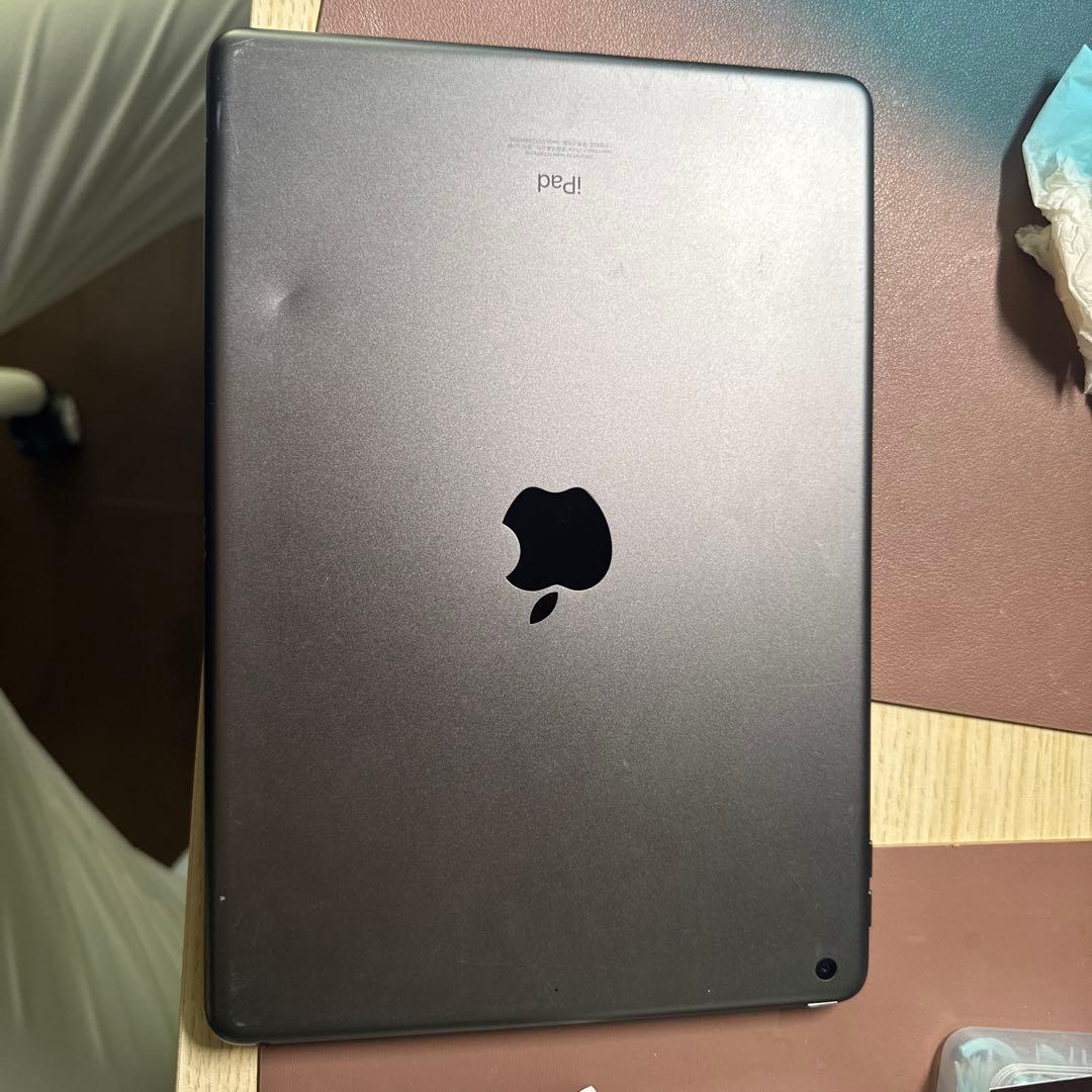 Apple iPad 第7世代スペースグレー 本体