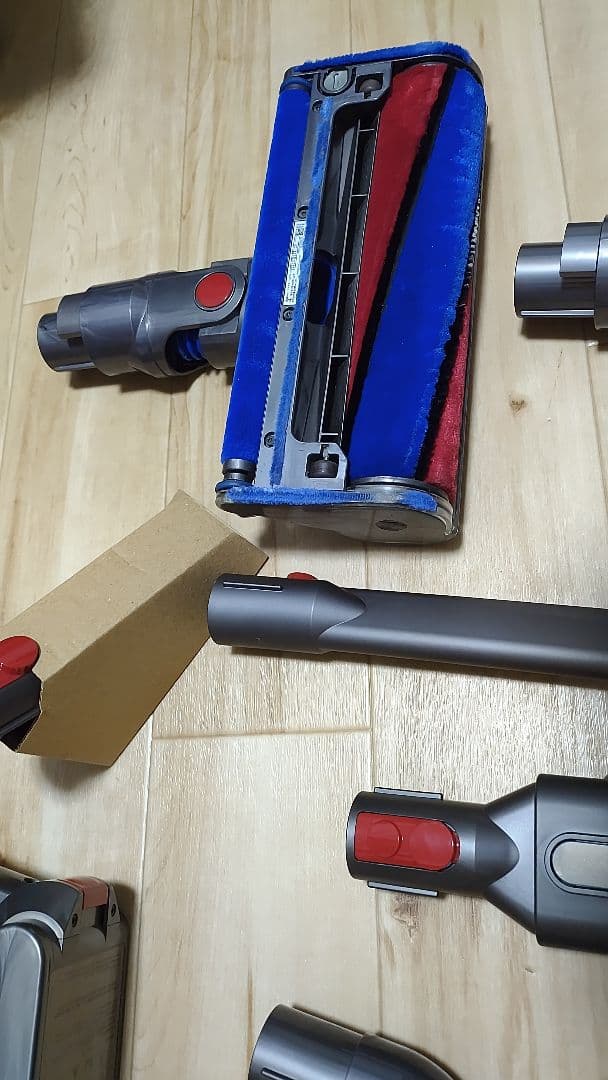 Dyson V11コードレススティッククリーナー (SV15)