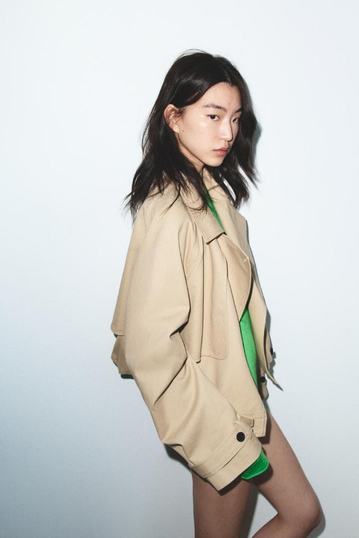 ベア。新品 ZARA ショートバルーントレンチコート コムギ色 XL