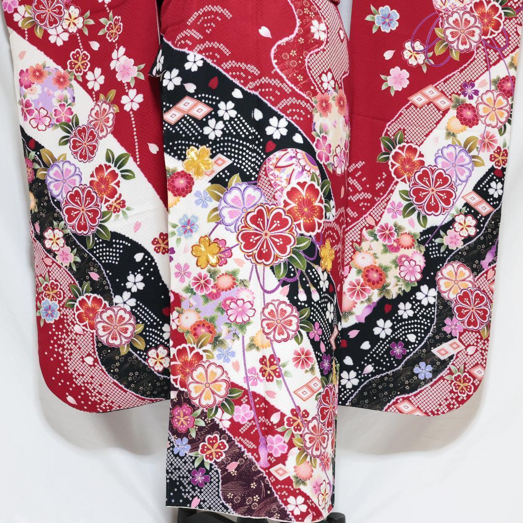 も*ー様 振袖単体◆処分 特価品 赤系◆ 160cm 現代柄正絹黒成人式前撮り正