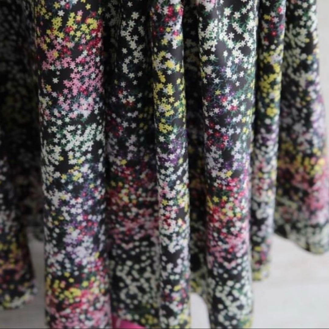 SHE Tokyo Michelle flower スカート