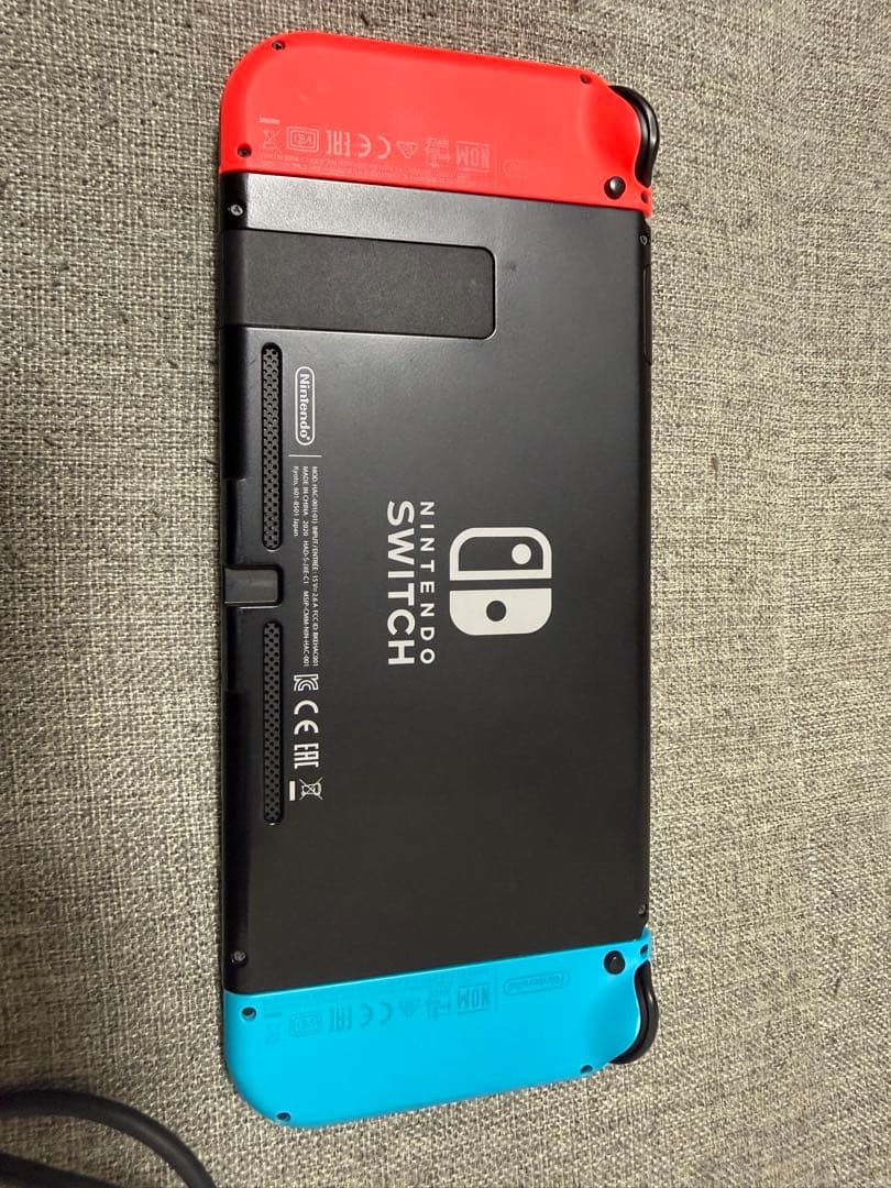 Nintendo Switch 青赤 【マリカー付き】