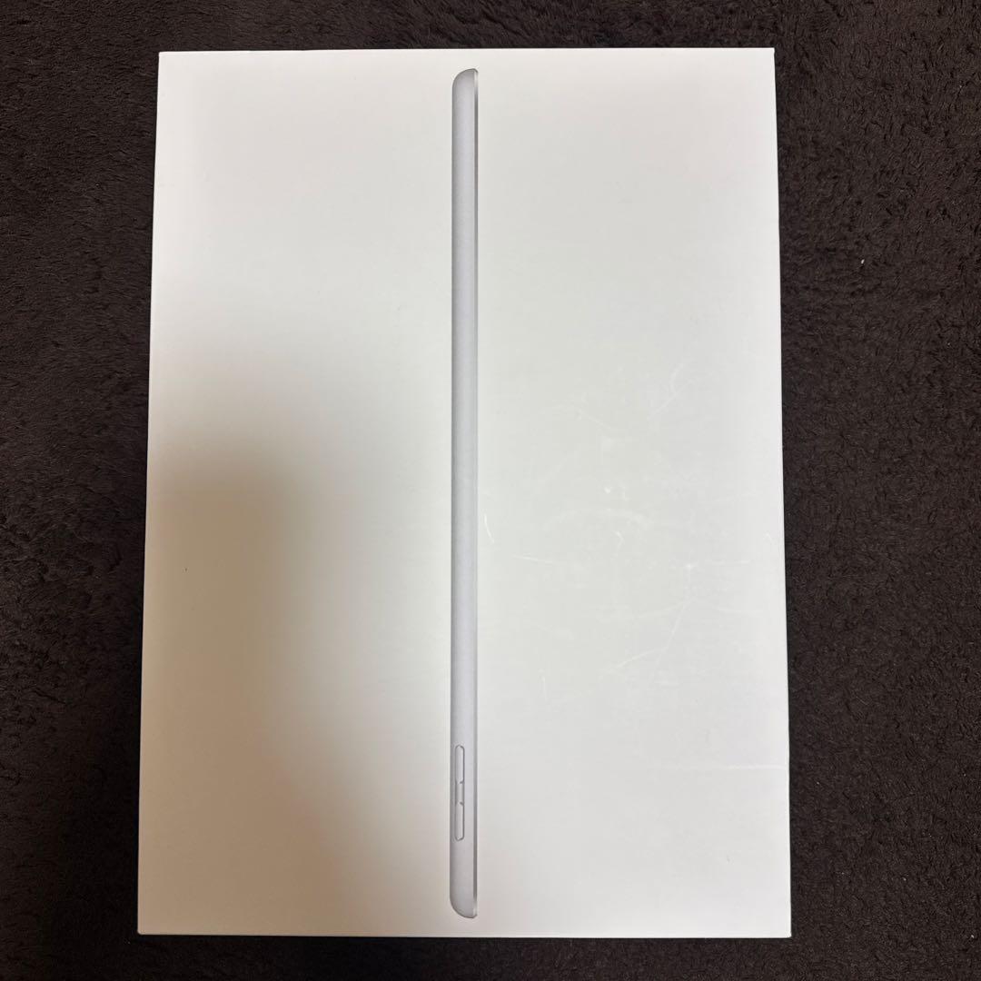 iPad (第6世代) Wi-Fi + Cellular 32GB