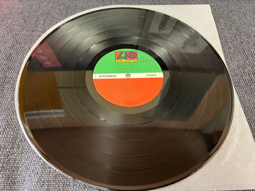 AC/DC LP洋楽 P-10906A 帯付 Back In Black JP