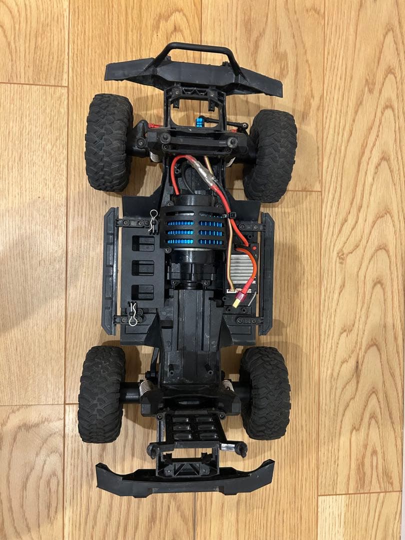 DEERC HB-ZP1007 FJクルーザー 1/10