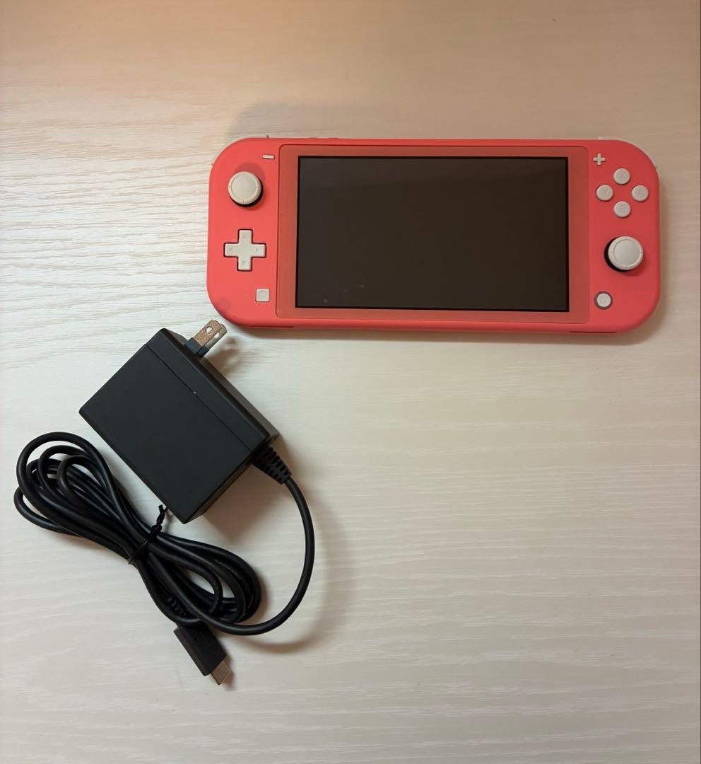 【未使用】Nintendo Switch Lite コーラル 本体＋純正充電器
