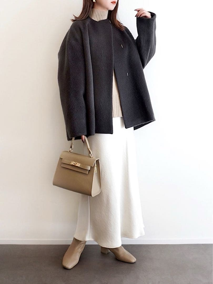 ほぼ新品＊BEAUTY&YOUTH UNITED ARROWSサテンスカート白_