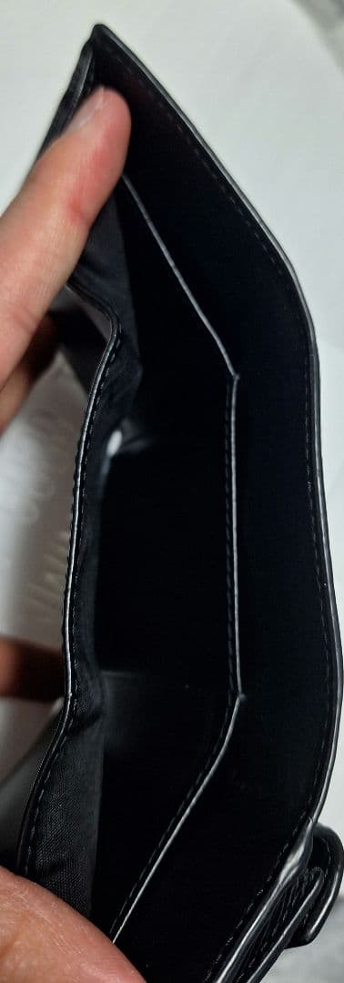 美品 PRADA ヴィッテロムーヴ 三つ折り財布 黒 本革