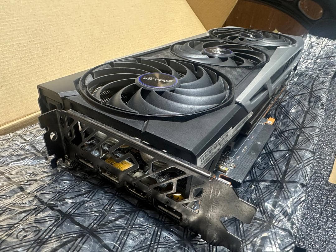SAPPHIRE Radeon RX6700XT 12GB グラフィックボード