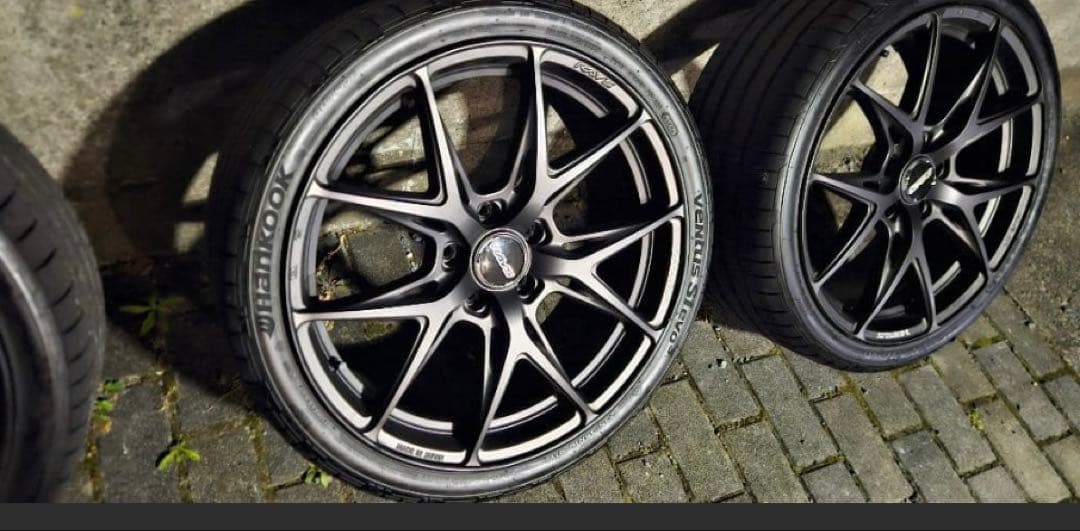 限定値下げ‼︎ RAYS ホイール　VV21S 19インチタイヤ付