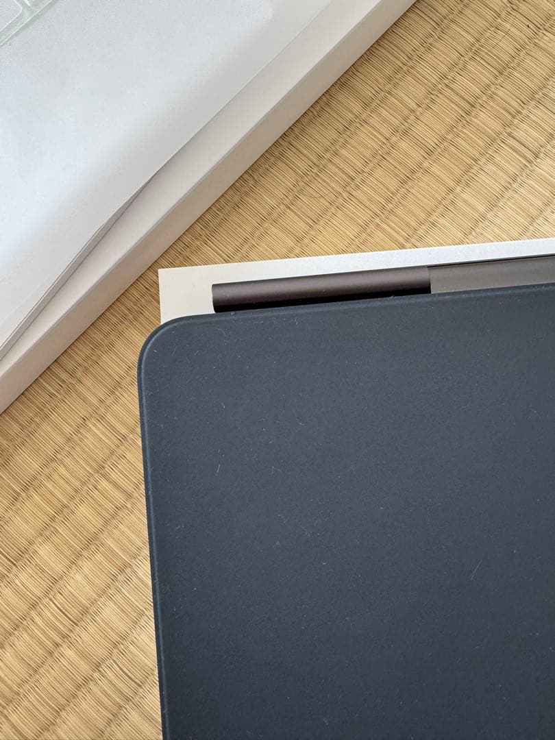 Magic Keyboard iPad Pro 13インチM4 M5