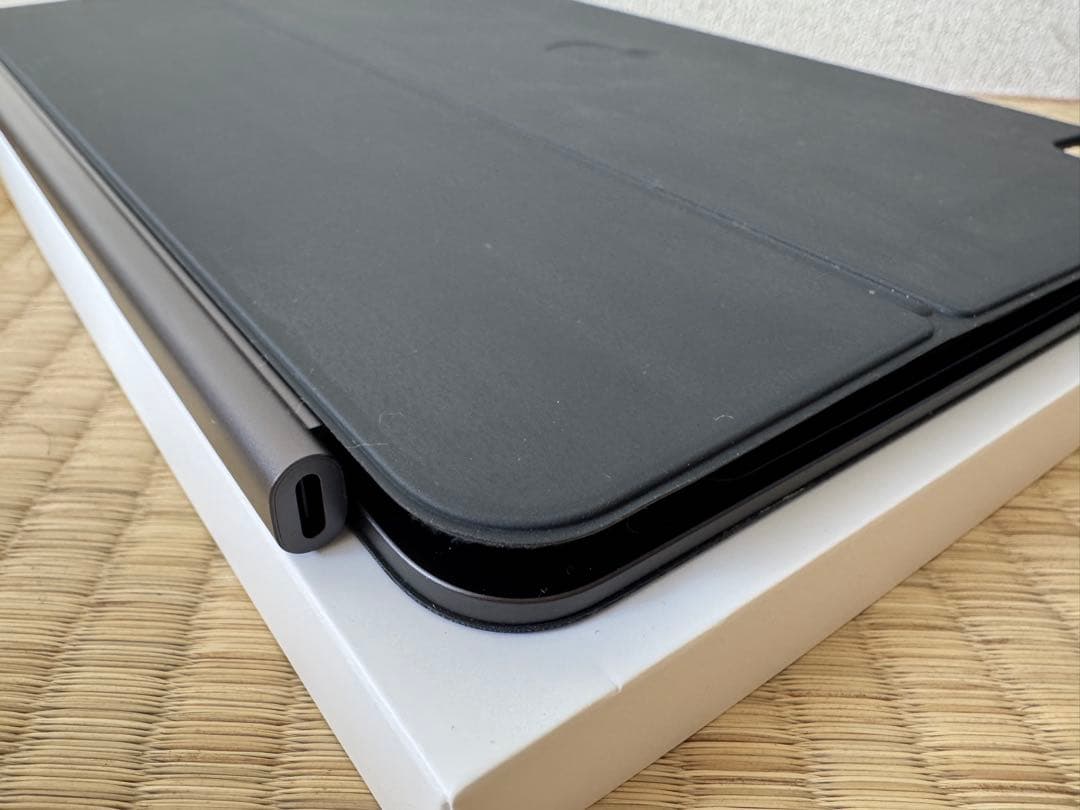 Magic Keyboard iPad Pro 13インチM4 M5