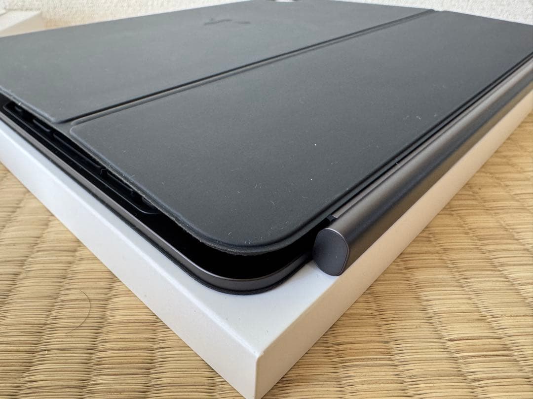 Magic Keyboard iPad Pro 13インチM4 M5
