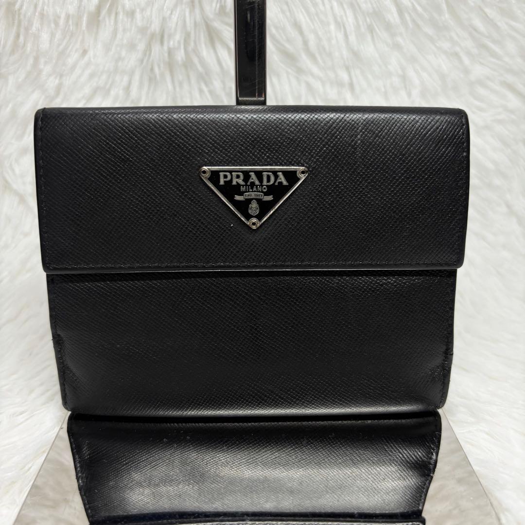 ✨高級✨ プラダ 三角ロゴ サフィアーノ 二つ折り財布 レザー プレート 黒